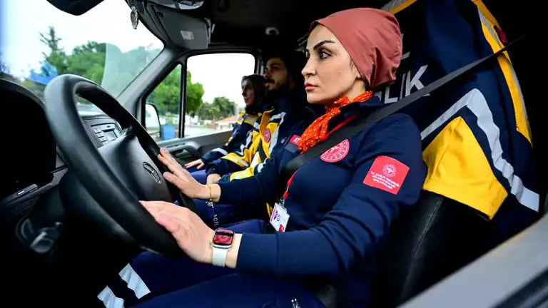 Kadın Ambulans Şoförleri: Hayat Kurtaran Kahramanlar